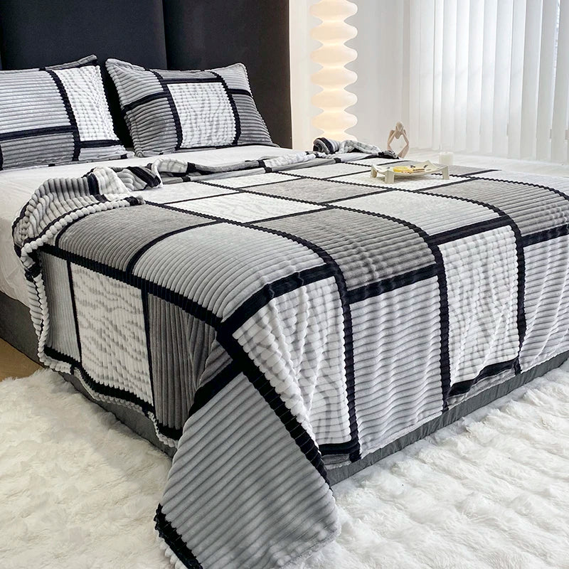 Soft Plush Plaid Throw Blanket All Season Multifunctional for Sofa Bed Office Travel Camping Napping, Ideal Christmas Gift