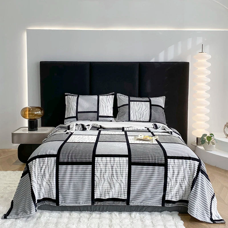 Soft Plush Plaid Throw Blanket All Season Multifunctional for Sofa Bed Office Travel Camping Napping, Ideal Christmas Gift