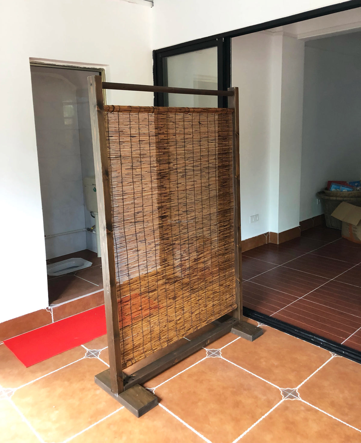Chinese Style Natural Reed Folding Wood Room Screens Partition Porch Outdoor Divider for Hotel Coffee/Tea Room Decoration