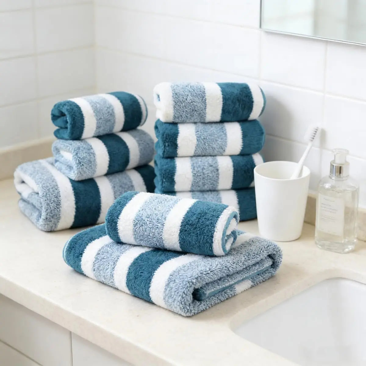 18pcs Luxury Bath Towels Set - Quick-Dry Highly Absorbent Plush Soft Coral Fleece-like Texture, Multi-Size Family Bathroom Towels with Hanging Loops (30x30cm, 70x140cm) for Home, Hotel & Spa - Navy & Striped Design, Durable &