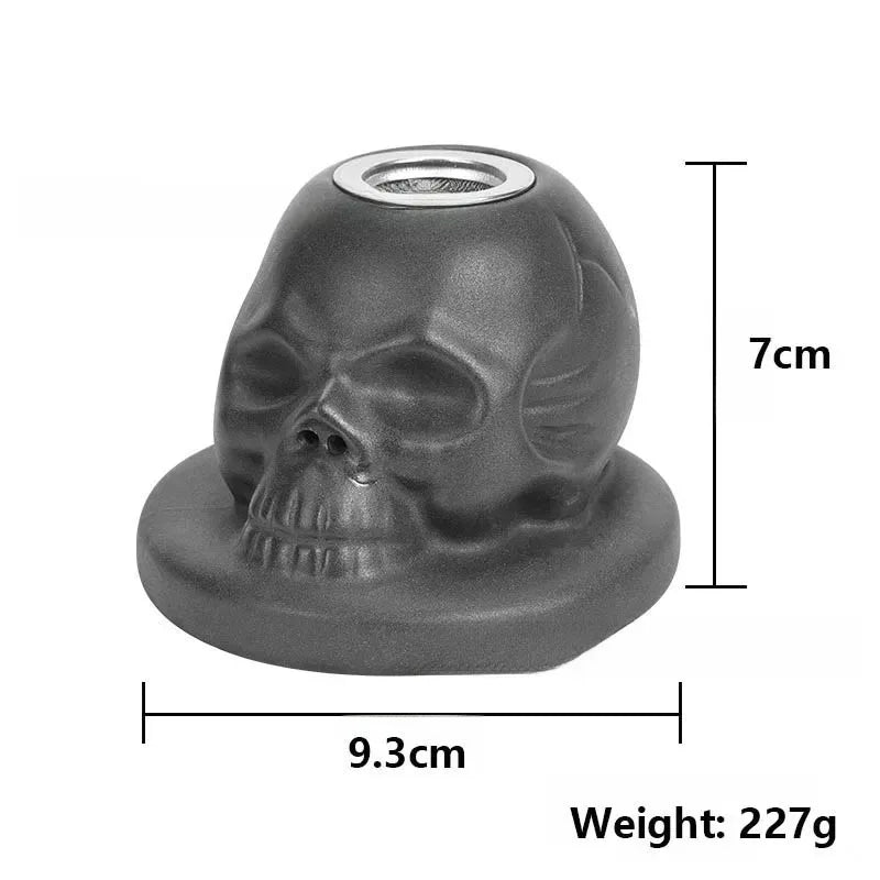 Skull-Shaped Ceramic Cocktail Smoking Kit–4-Flavor Wood Chips Set for Whiskey & Craft Cocktails, Unique Gift for Bar Enthusiasts.