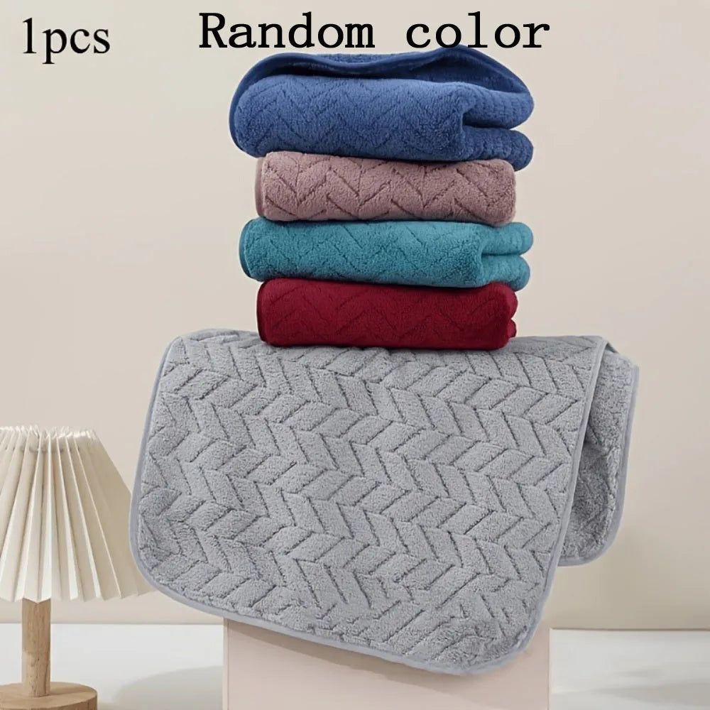 High Quality Thick Coral Velvet Bath Towels, Soft and Absorbent Towels, Sports Beach Towels for Home and Hotel Use